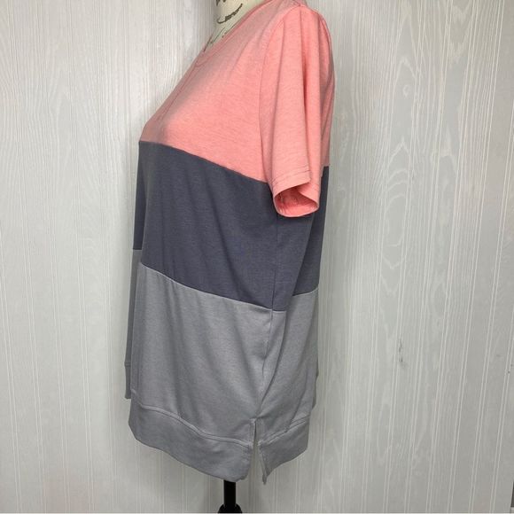 Colorblock short sleeve shirt Size Large - Picture 4 of 8